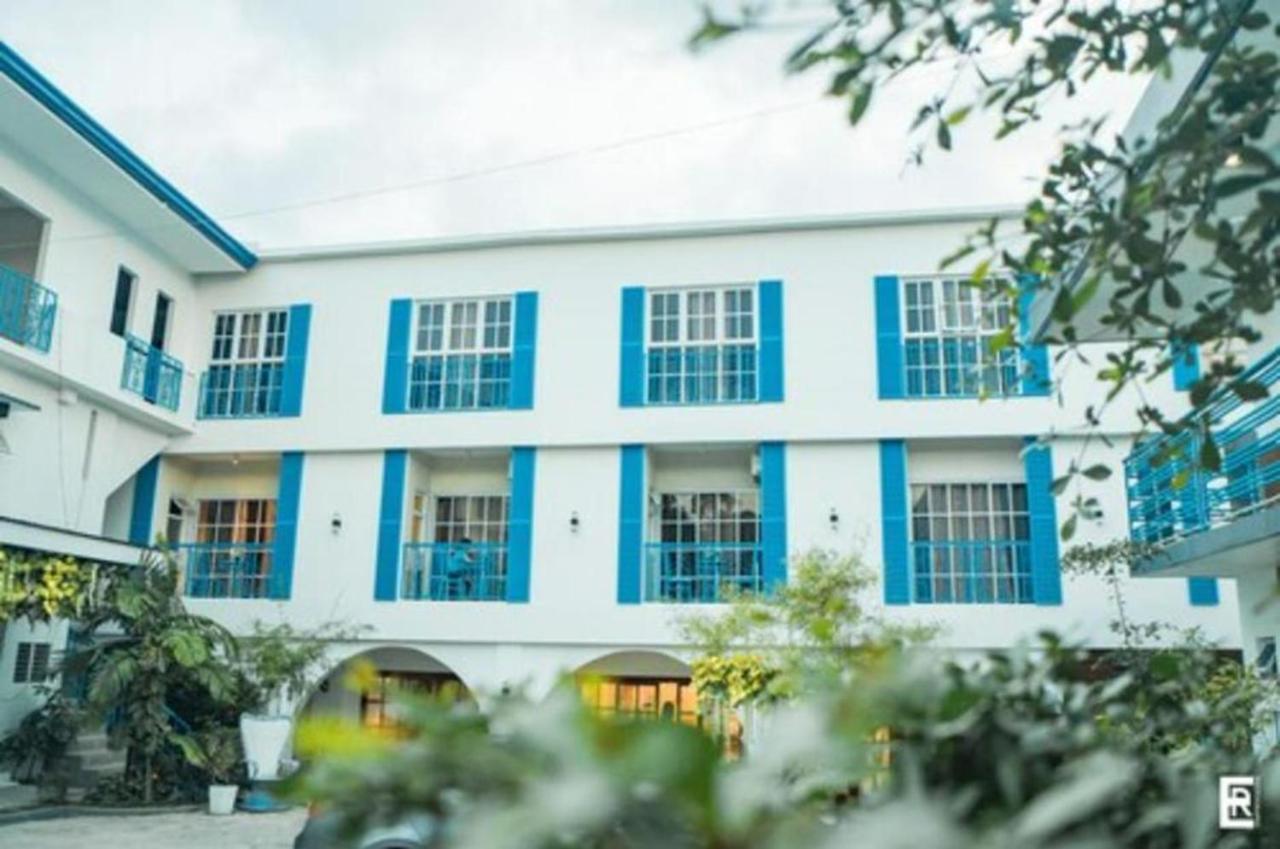 Bernese Resort Hotel Powered By Cocotel Ligao ภายนอก รูปภาพ