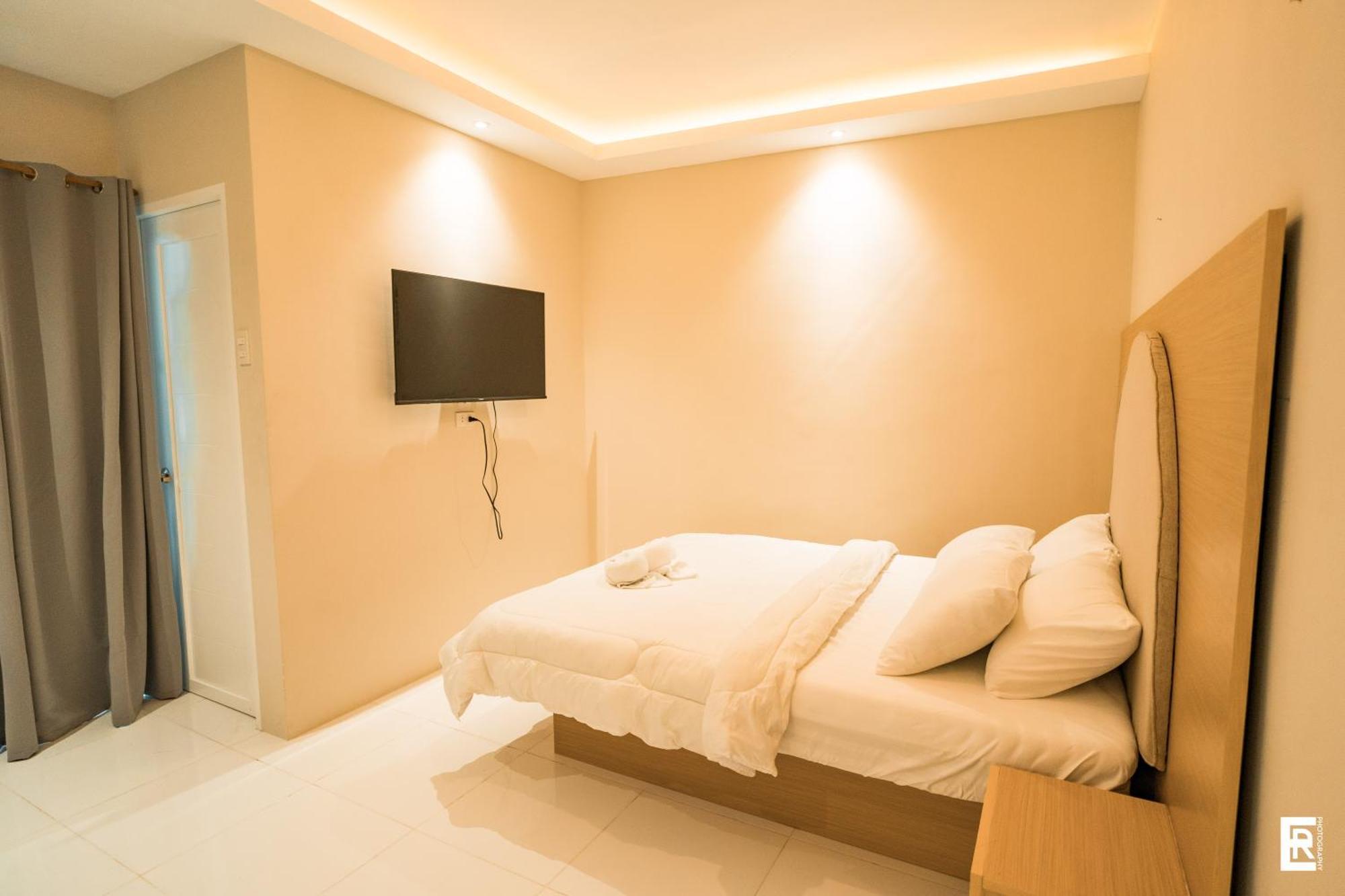 Bernese Resort Hotel Powered By Cocotel Ligao ห้อง รูปภาพ