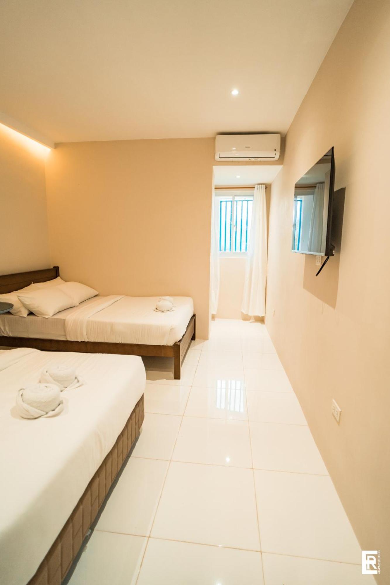 Bernese Resort Hotel Powered By Cocotel Ligao ห้อง รูปภาพ