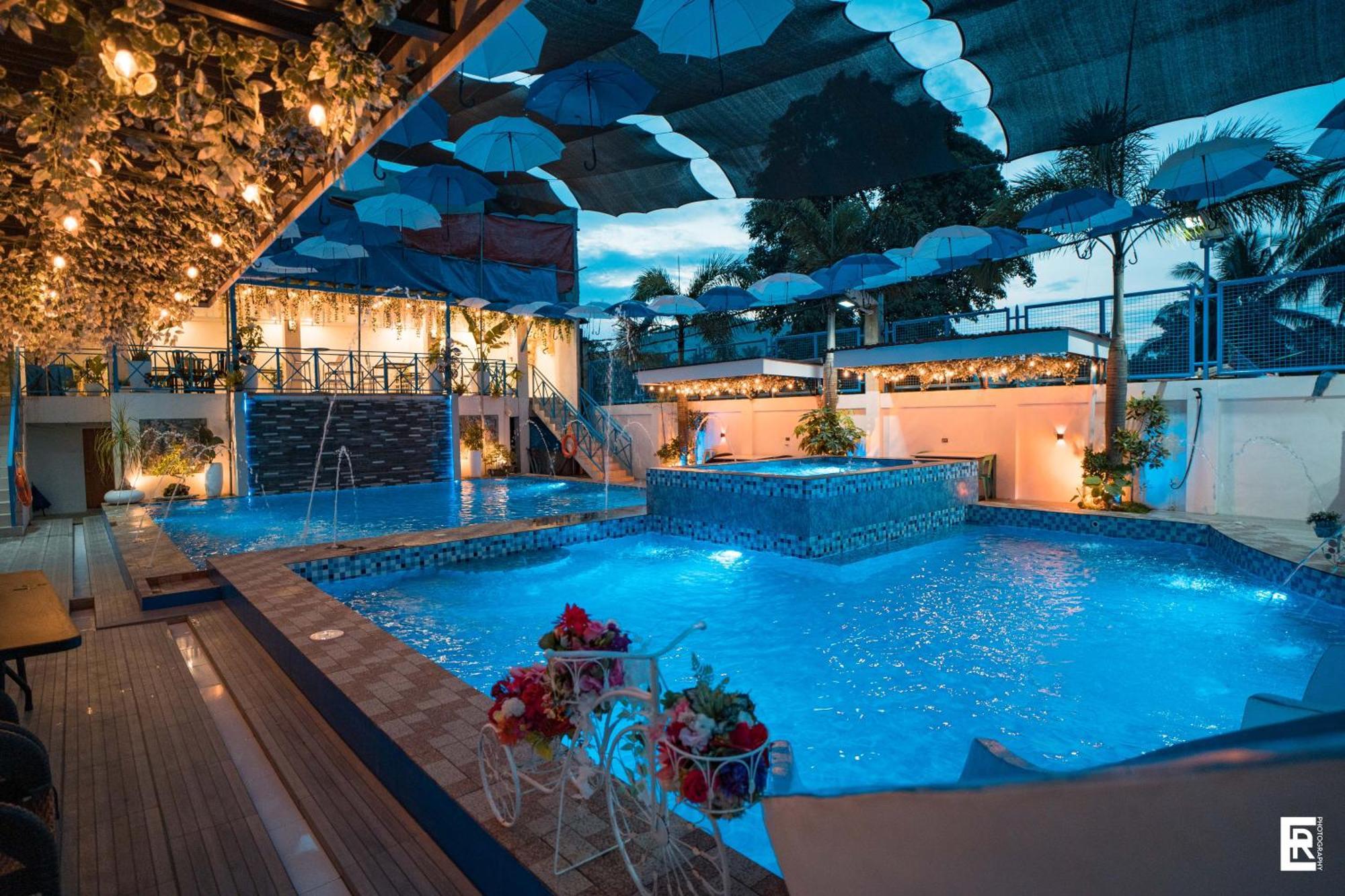 Bernese Resort Hotel Powered By Cocotel Ligao ภายนอก รูปภาพ